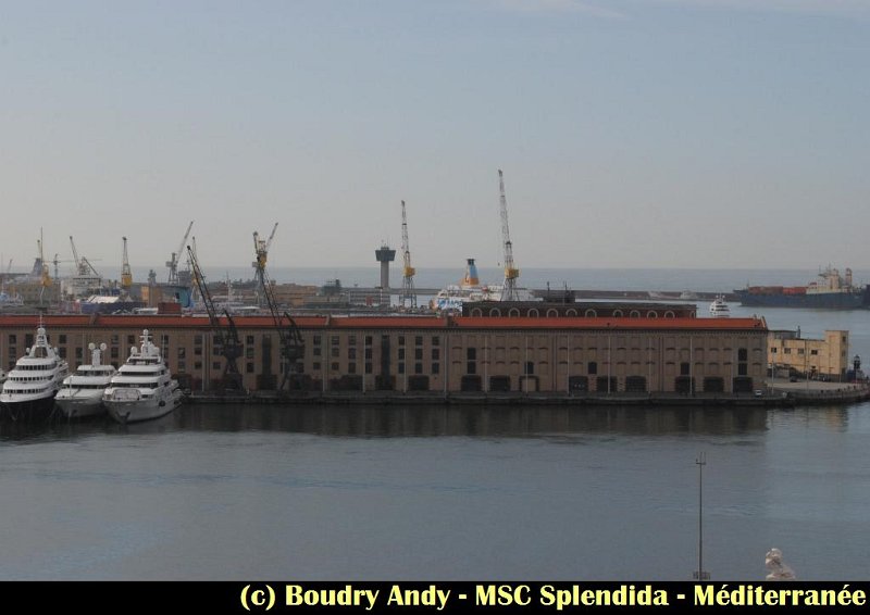 MSC Splendida - Genes (6).jpg